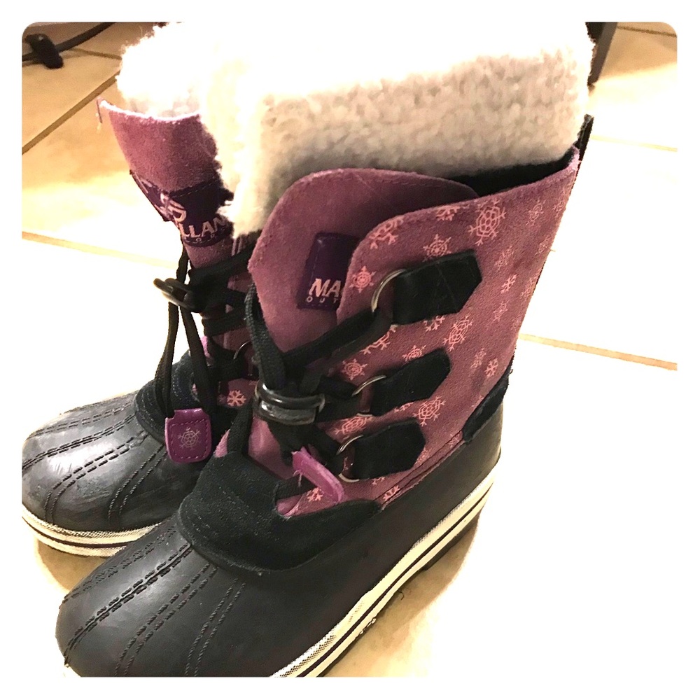 Girls size 12 Snow boots